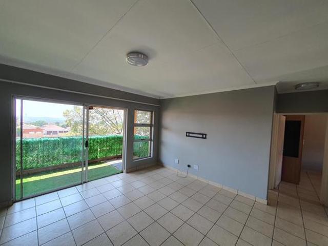 Flat for rent in Vosloorus, Gauteng