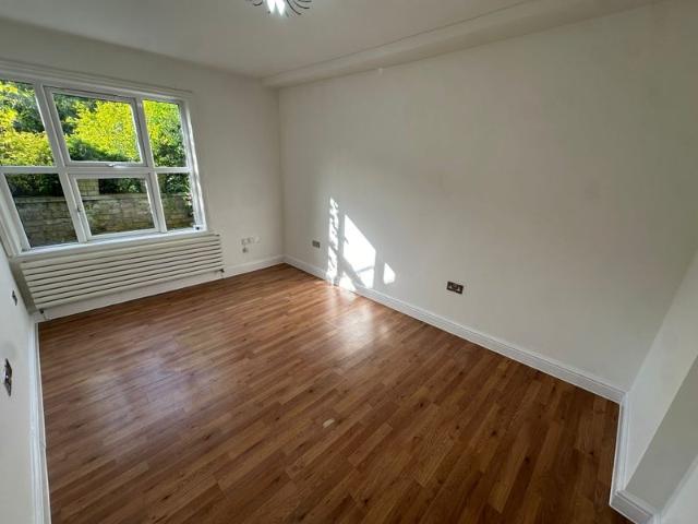 Apartment for rent in London Borough of Lewisham, Forest Hill