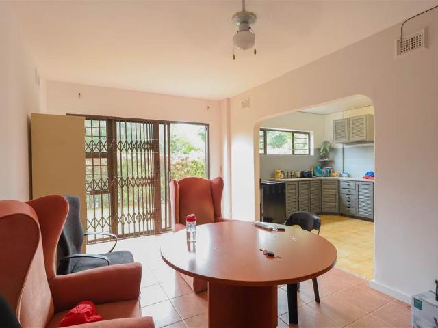 Flat for sale in Ugu District Municipality, Kwazulu-natal