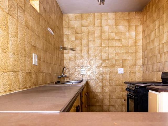 Flat for rent in Waterkloof, Gauteng