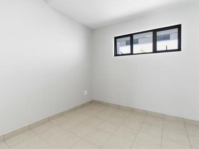 Flat for rent in Seaview, Kwazulu-natal