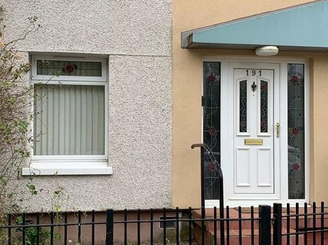Apartment for rent in Hutchesontown, Oatlands