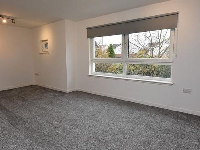 Apartment for rent in Hallside, Cambuslang