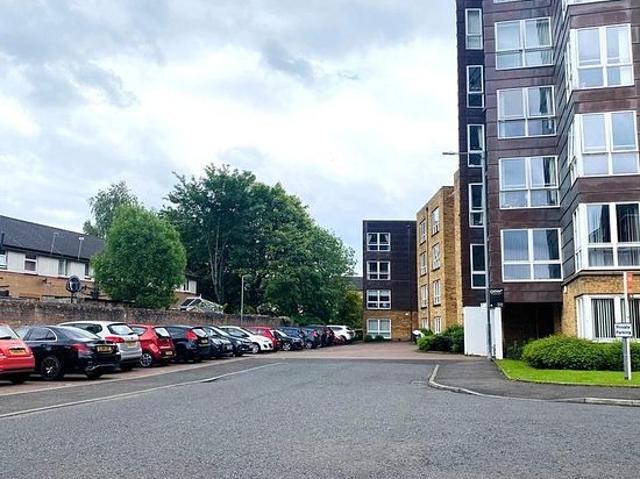 Apartment for rent in Calton, Scotland