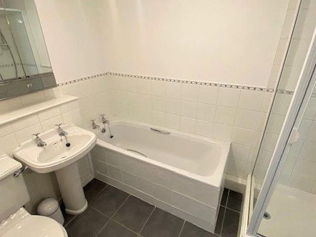 Apartment for rent in Rutherglen, Scotland