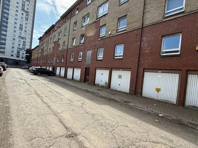 Apartment for rent in Whiteinch, Scotland