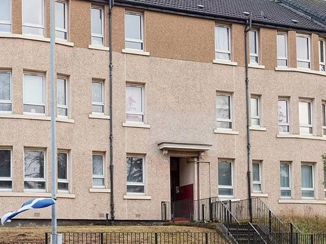 Apartment for rent in Hillend, Scotland