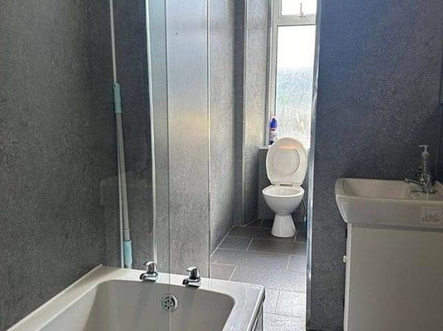 Apartment for rent in Ibroxholm, Glasgow