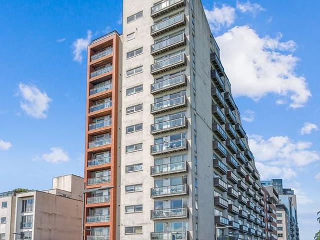 Apartment for rent in Thornwood, Glasgow