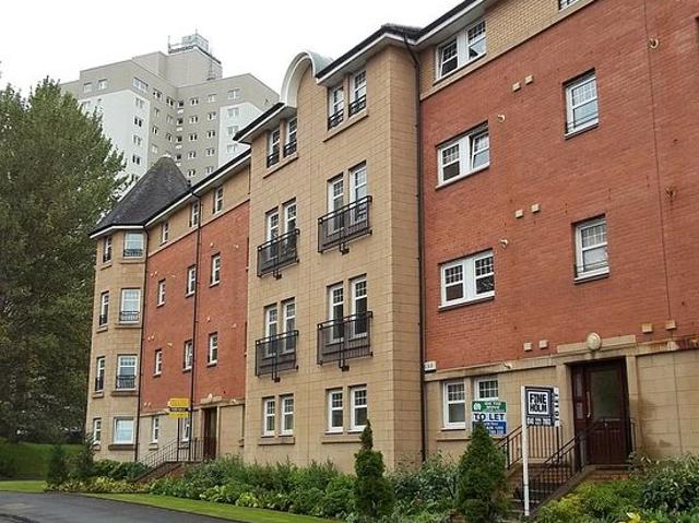 Apartment for rent in Pollokshaws, Scotland