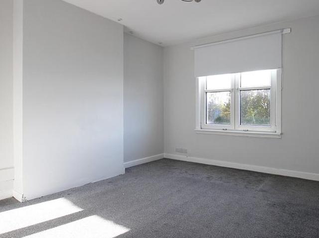 Apartment for rent in Linthouse, Scotland