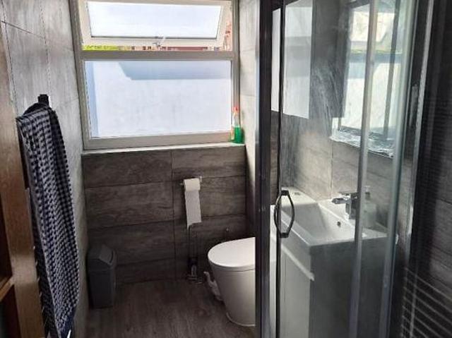 Apartment for rent in Battlefield, Scotland