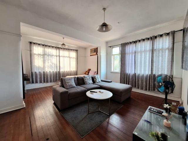 Flat for sale in Seaview, Kwazulu-natal