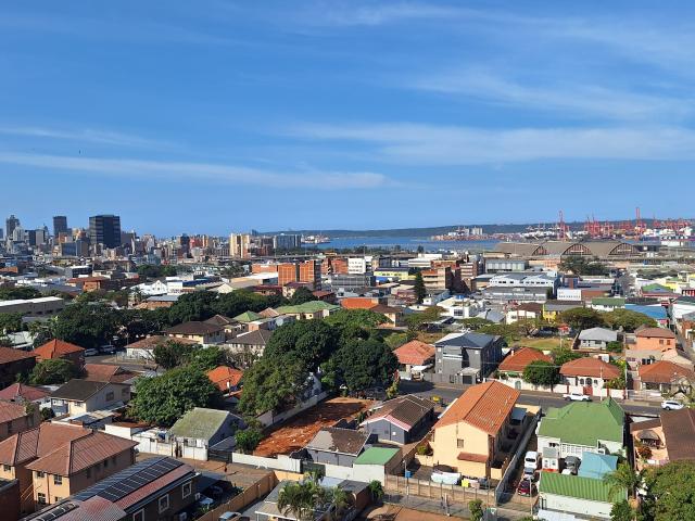Flat for sale in Seaview, Kwazulu-natal