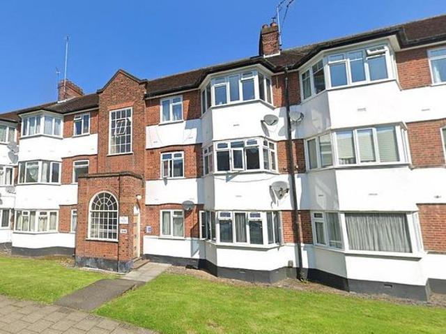 Apartment for rent in Wealdstone, Greater London