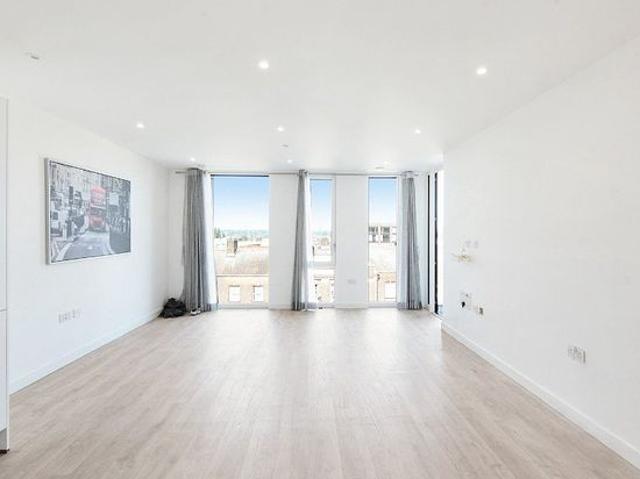 Apartment for rent in Greater London