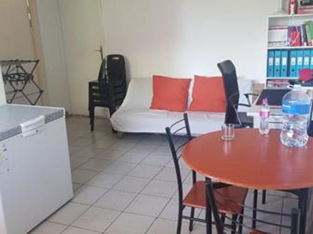 Flat for rent in Waterkloof, Gauteng