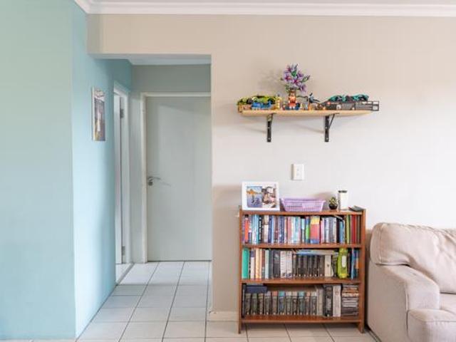 Flat for sale in Cape Town, Western Cape