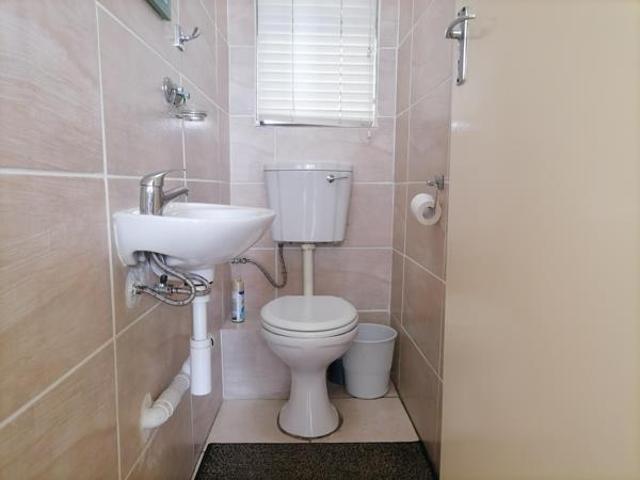 Flat for sale in Ugu District Municipality, Kwazulu-natal