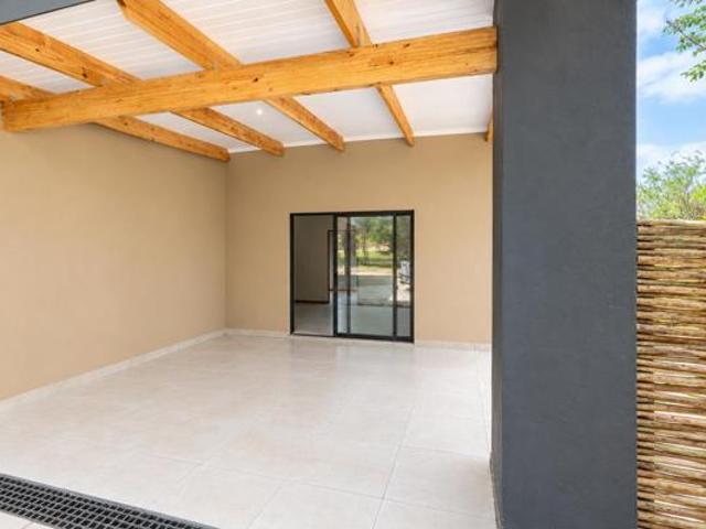 Flat for rent in Hoedspruit, Maruleng Local Municipality