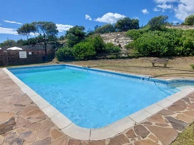Flat for sale in Port Elizabeth, Eastern Cape