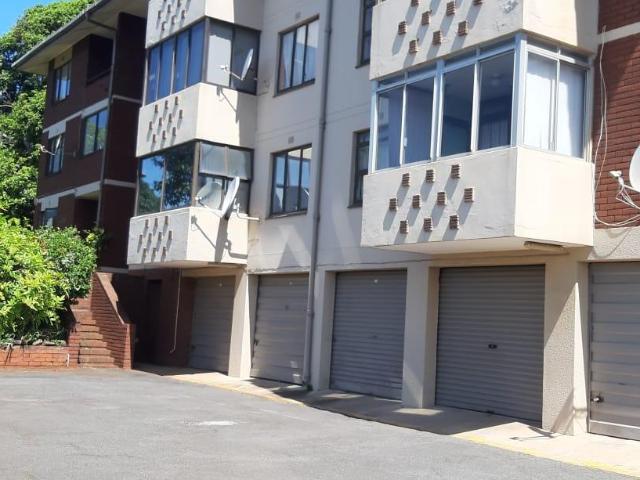 Flat for sale in Kingsburgh, Kwazulu-natal