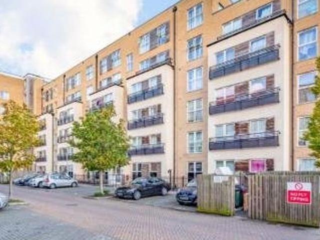 Apartment for rent in London Borough of Hounslow, Greater London