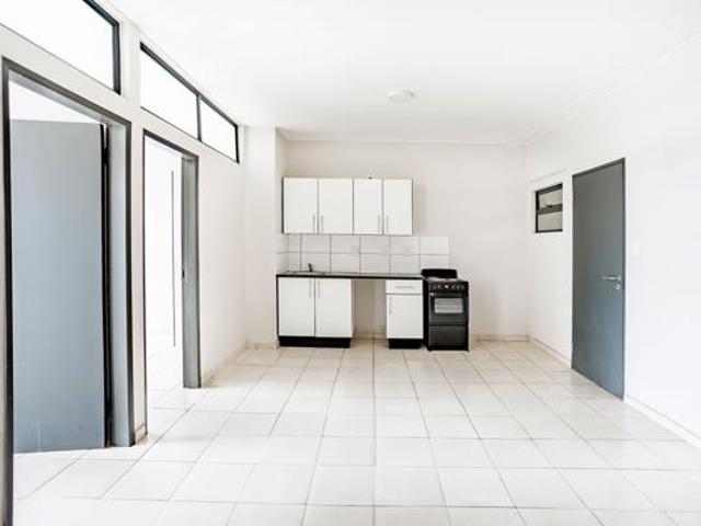 Flat for rent in Vosloorus, Gauteng