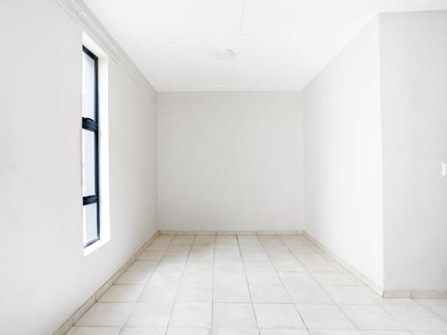 Flat for rent in Vosloorus, Gauteng