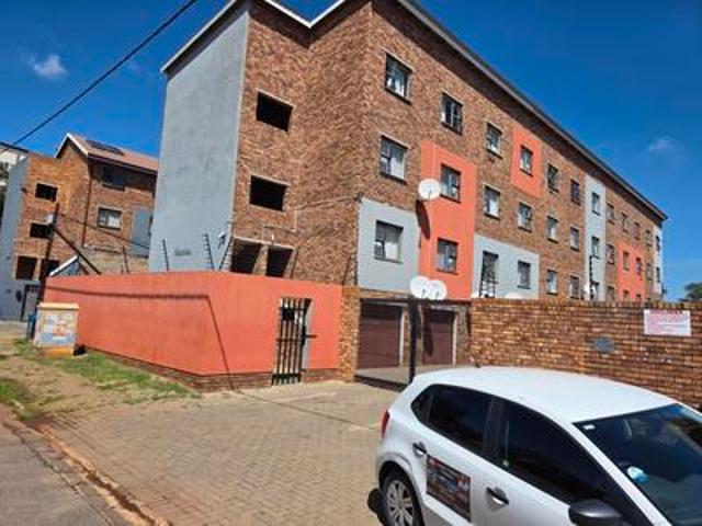 Apartment for sale in Ekurhuleni, Gauteng