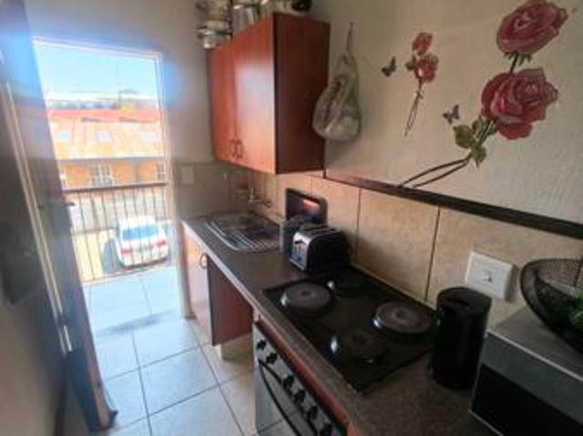 Flat for rent in Jansenpark, City of Ekurhuleni Metropolitan Municipality
