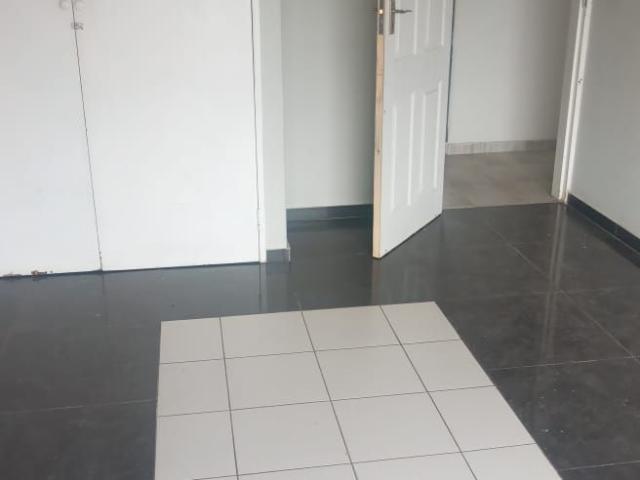 Flat for sale in Kempton Park