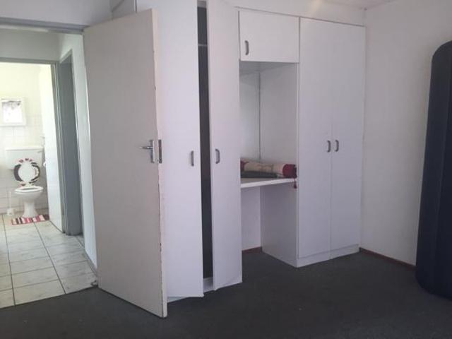 Flat for rent in Ekurhuleni, Gauteng