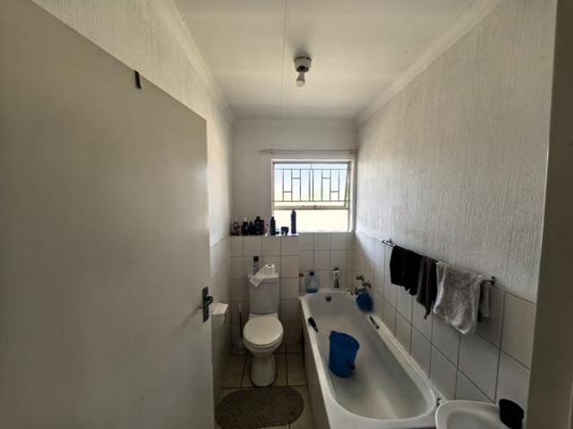 Flat for rent in Ekurhuleni, Gauteng