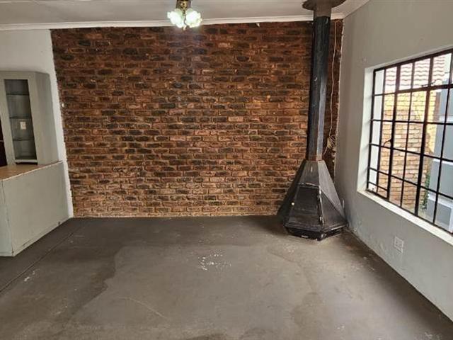 Flat for sale in Bronkhorstspruit, Gauteng