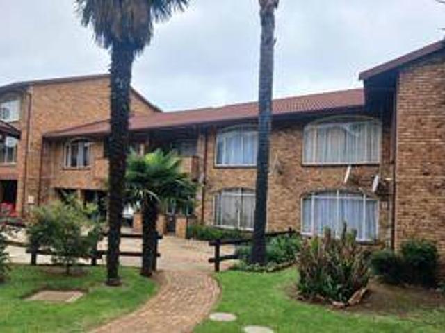 Flat for sale in Ekurhuleni, Gauteng