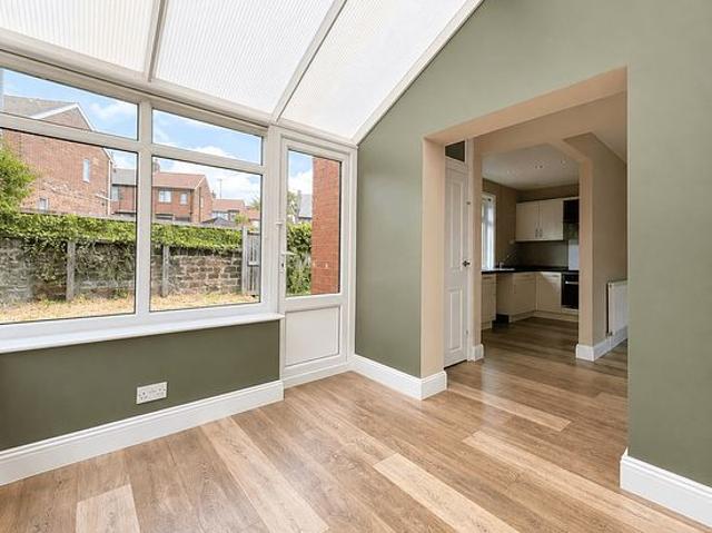 Apartment for rent in Farsley, West Yorkshire