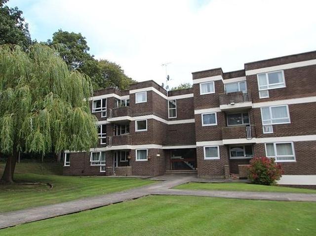 Apartment for rent in Chapeltown, West Yorkshire