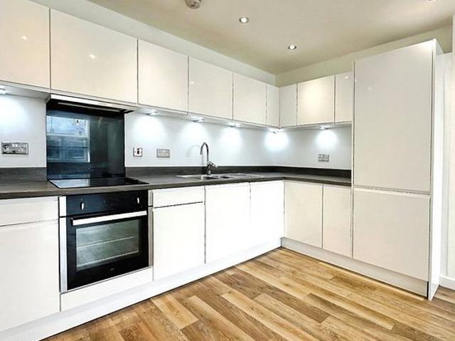 Apartment for rent in Woodhouse, West Yorkshire
