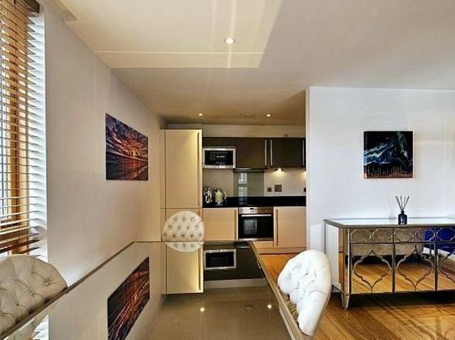 Apartment for rent in Holbeck, West Yorkshire
