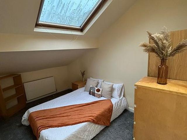 Apartment for rent in Woodhouse, West Yorkshire