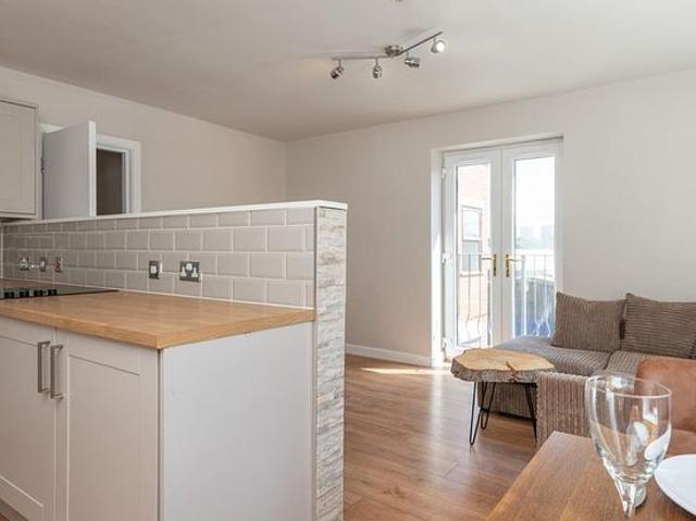 Apartment for rent in Leylands, West Yorkshire