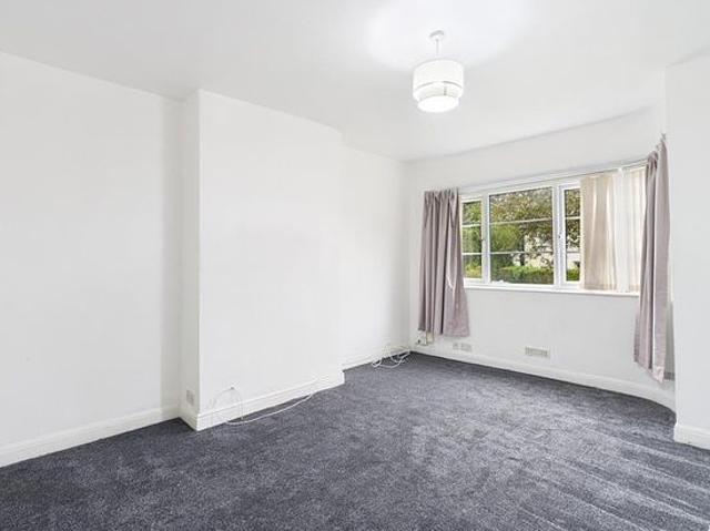 Apartment for rent in Moortown, Leeds
