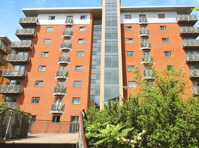Apartment for rent in Camp Field, Leeds
