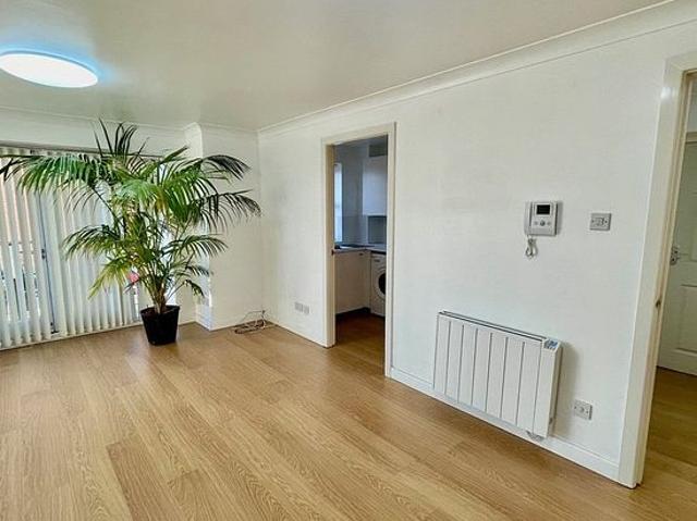 Apartment for rent in Richmond Hill, West Yorkshire