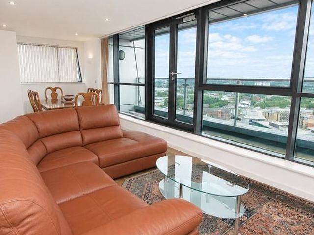Apartment for rent in Holbeck, West Yorkshire