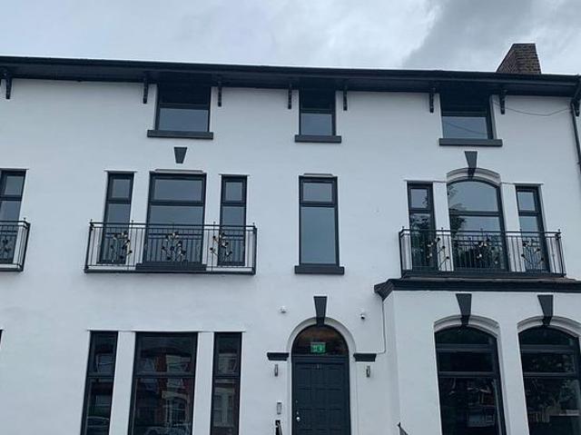 Apartment for rent in Calderstones