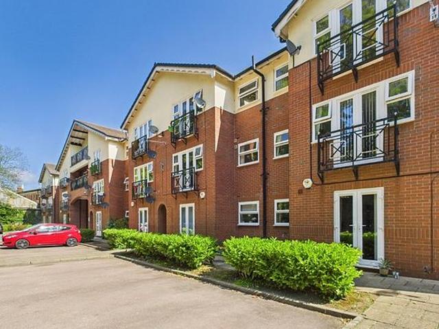 Apartment for rent in Calderstones