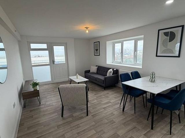 Apartment for rent in Bootle, Sefton