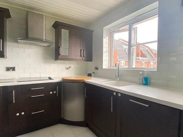Apartment for rent in Calderstones